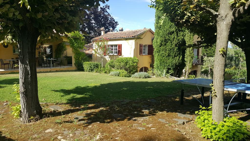 Le Clos Des Canebiers Bed & Breakfast Grasse Exterior photo