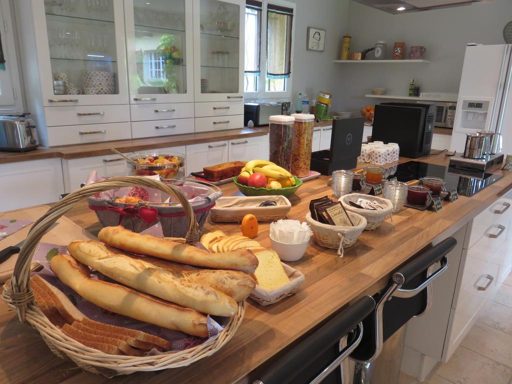 Le Clos Des Canebiers Bed & Breakfast Grasse Exterior photo